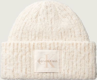 Calvin Klein - Czapka zimowa damska ze sklepu: Gomez Fashion Store w kategorii: Czapki zimowe damskie - zdjęcie 874714-BD9-10338_CK265W000059459