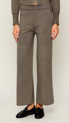 Spodnie damskie Calvin Klein ze sklepu: Gomez Fashion Store w kategorii: Spodnie damskie - zdjęcie 874714-BD9-10338_CK265W00009840V