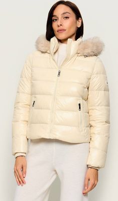 Tommy Hilfiger - Kurtka damska ze sklepu: Gomez Fashion Store w kategorii: Kurtki damskie - zdjęcie 874714-BD9-10338_TH265W00002938V