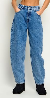 Jeansy damskie wiosenne Tommy Jeans ze sklepu: Gomez Fashion Store w kategorii: Jeansy damskie - zdjęcie 874714-BD9-10338_TM265W000058D69
