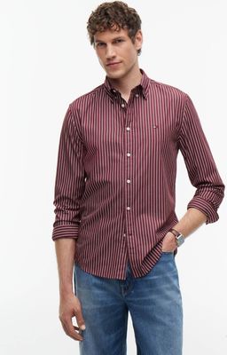 Koszula męska z kołnierzykiem button down Tommy Hilfiger ze sklepu: Gomez Fashion Store w kategorii: Koszule męskie - zdjęcie 874714-BD9-10338_TH265M000034F28