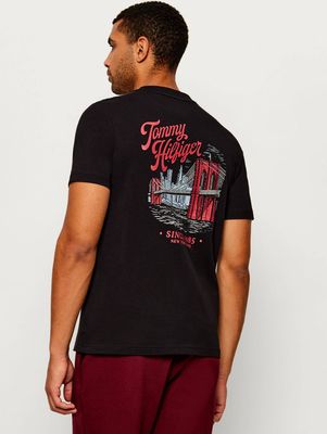 T-shirt męski w stylu młodzieżowym Tommy Hilfiger ze sklepu: Gomez Fashion Store w kategorii: T-shirty męskie - zdjęcie 874714-BD9-10338_TH265M000088D12