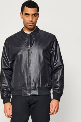 Kurtka męska Guess ze sklepu: Gomez Fashion Store w kategorii: Kurtki męskie