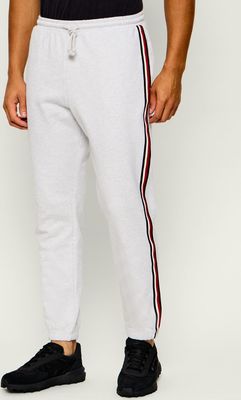 Spodnie męskie Tommy Hilfiger ze sklepu: Gomez Fashion Store w kategorii: Spodnie męskie - zdjęcie 874714-BD9-10338_TU265M000005N19