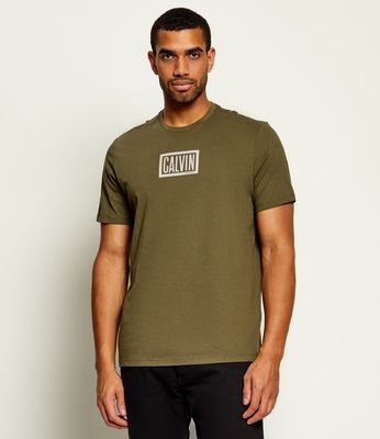 T-shirt męski na wiosnę młodzieżowy Calvin Klein Jeans ze sklepu: Gomez Fashion Store w kategorii: T-shirty męskie - zdjęcie 874714-BD9-10338_CJ265M000061939