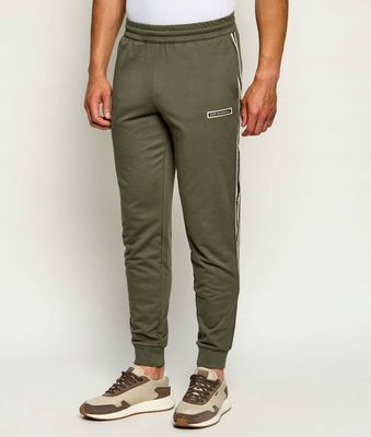 Spodnie męskie sportowe jesienne EA7 ze sklepu: Gomez Fashion Store w kategorii: Spodnie męskie - zdjęcie 874714-BD9-10338_E7265M000183H25