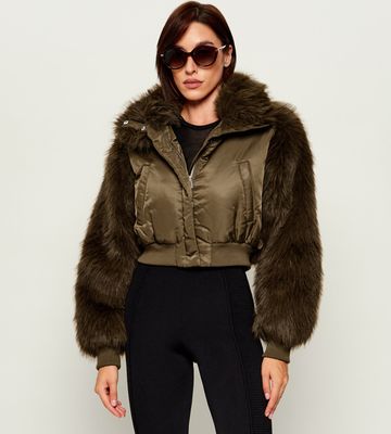 Kurtka damska casual Pinko ze sklepu: Gomez Fashion Store w kategorii: Kurtki damskie - zdjęcie 874714-BD9-10338_PI265W000097485