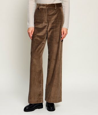 Weekend MaxMara - Spodnie damskie ze sklepu: Gomez Fashion Store w kategorii: Spodnie damskie - zdjęcie 874714-BD9-10338_MW265W000068023
