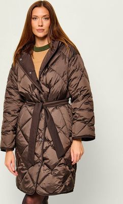 Płaszcz damski casual Weekend MaxMara ze sklepu: Gomez Fashion Store w kategorii: Płaszcze damskie