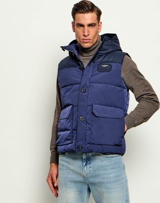 Kamizelka męska na jesień Aeronautica Militare ze sklepu: Gomez Fashion Store w kategorii: Kamizelki męskie - zdjęcie 874714-BD9-10338_AM265M000031001