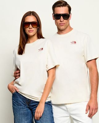 T-shirt męski na wiosnę The North Face ze sklepu: Gomez Fashion Store w kategorii: T-shirty męskie - zdjęcie 874714-BD9-10338_NF265U000001005