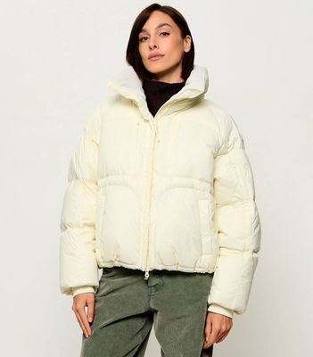 Kurtka damska casualowa PARAJUMPERS ze sklepu: Gomez Fashion Store w kategorii: Kurtki damskie