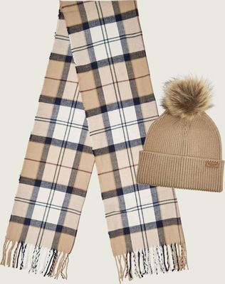 Czapka zimowa damska Barbour ze sklepu: Gomez Fashion Store w kategorii: Czapki zimowe damskie