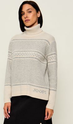 Sweter damski casual Joop! ze sklepu: Gomez Fashion Store w kategorii: Swetry damskie - zdjęcie 874714-BD9-10338_JO265W000032902