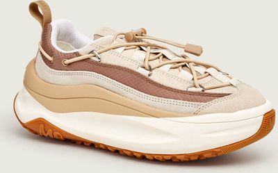Buty sportowe damskie wiosenne Moon Boot ze sklepu: Gomez Fashion Store w kategorii: Buty sportowe damskie - zdjęcie 874714-BD9-10338_MB265W000014184