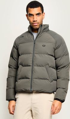 Kurtka męska casual na zimę Fred Perry ze sklepu: Gomez Fashion Store w kategorii: Kurtki męskie