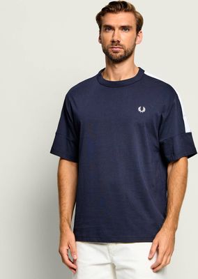 T-shirt męski na wiosnę casual Fred Perry ze sklepu: Gomez Fashion Store w kategorii: T-shirty męskie - zdjęcie 874714-BD9-10338_FR265M000046008