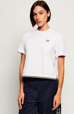 Bluzka damska casual Fred Perry ze sklepu: Gomez Fashion Store w kategorii: Bluzki damskie - zdjęcie 874714-BD9-10338_FR265W000006046