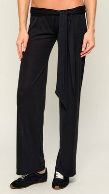 Spodnie damskie na jesień w sportowym stylu Juicy Couture ze sklepu: Gomez Fashion Store w kategorii: Spodnie damskie - zdjęcie 874714-BD9-10338_JY265W000036001