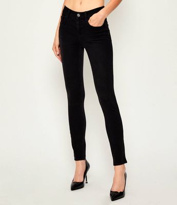 Jeansy damskie Liu Jo ze sklepu: Gomez Fashion Store w kategorii: Jeansy damskie - zdjęcie 874714-BD9-10338_LJ184W000116870