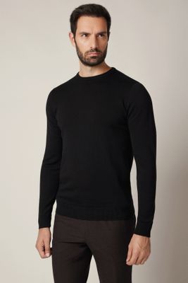 Sweter męski Lancerto ze sklepu: Lancerto S.A. w kategorii: Swetry męskie - zdjęcie 938E51-772-11513_SW073225000048.CZARNY