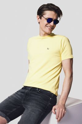 T-shirt męski casual Lancerto ze sklepu: Lancerto S.A. w kategorii: T-shirty męskie - zdjęcie 938E51-772-11513_TS073123000018.ZOLTY