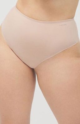 Majtki damskie bez wzorów w stylu klasycznym ze sklepu: Intymna w kategorii: Majtki damskie - zdjęcie 9621D59-45C-2676_204055