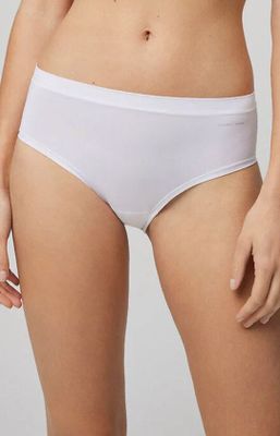 Majtki damskie bez wzorów ze sklepu: Intymna w kategorii: Majtki damskie - zdjęcie 9621D59-45C-2676_213190