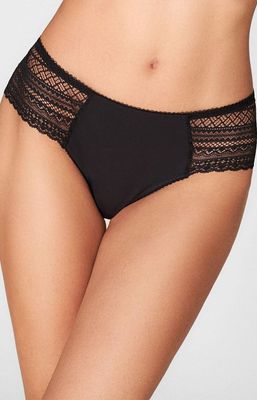 Majtki damskie w stylu klasycznym ze sklepu: Intymna w kategorii: Majtki damskie - zdjęcie 9621D59-45C-2676_214872