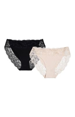 Majtki damskie eleganckie ze sklepu: Intymna w kategorii: Majtki damskie - zdjęcie 9621D59-45C-2676_224229