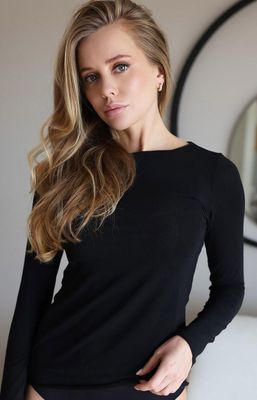 Bluzka damska casualowa ze sklepu: Intymna w kategorii: Bluzki damskie - zdjęcie 9621D59-45C-2676_224991