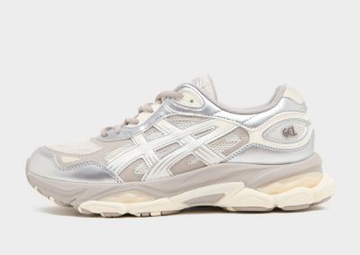 Buty sportowe damskie na wiosnę asics ze sklepu: JD Sports  w kategorii: Buty sportowe damskie - zdjęcie 9C9C4A-9AA-13709_1203B225-020