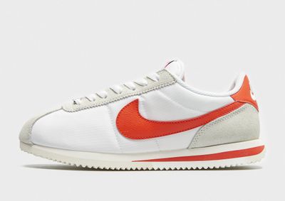 Buty sportowe damskie wiosenne Nike ze sklepu: JD Sports  w kategorii: Buty sportowe damskie - zdjęcie 9C9C4A-9AA-13709_DZ2795-104