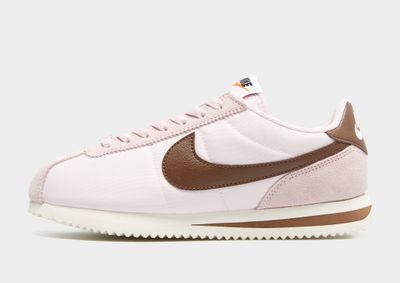 Buty sportowe damskie na wiosnę Nike ze sklepu: JD Sports  w kategorii: Buty sportowe damskie