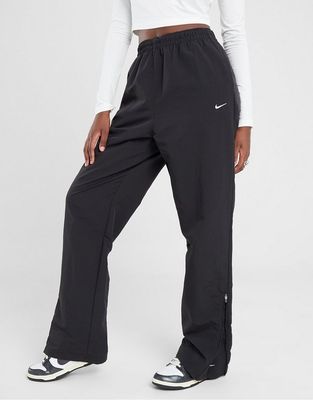 Spodnie damskie sportowe wiosenne Nike ze sklepu: JD Sports  w kategorii: Spodnie damskie - zdjęcie 9C9C4A-9AA-13709_FV7638-010