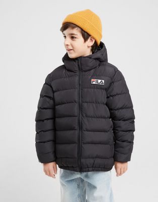 Kurtka chłopięca na zimę Fila ze sklepu: JD Sports  w kategorii: Kurtki chłopięce - zdjęcie 9C9C4A-9AA-13709_FW23JDK005BRENTBLK