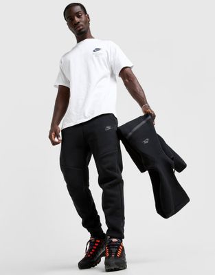 Spodnie męskie jesienne Nike ze sklepu: JD Sports  w kategorii: Spodnie męskie - zdjęcie 9C9C4A-9AA-13709_HV0959-010