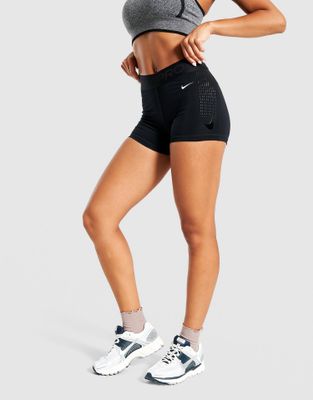 Szorty na lato Nike ze sklepu: JD Sports  w kategorii: Szorty - zdjęcie 9C9C4A-9AA-13709_HV2368-010