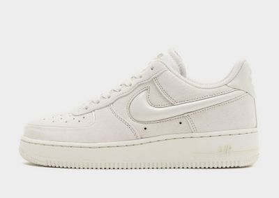 Buty sportowe damskie na wiosnę Nike ze sklepu: JD Sports  w kategorii: Buty sportowe damskie - zdjęcie 9C9C4A-9AA-13709_HV4406-001