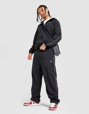 Spodnie męskie jesienne Jordan ze sklepu: JD Sports  w kategorii: Spodnie męskie - zdjęcie 9C9C4A-9AA-13709_IB2243-010