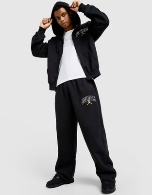Spodnie męskie jesienne Jordan ze sklepu: JD Sports  w kategorii: Spodnie męskie - zdjęcie 9C9C4A-9AA-13709_IB7243-011