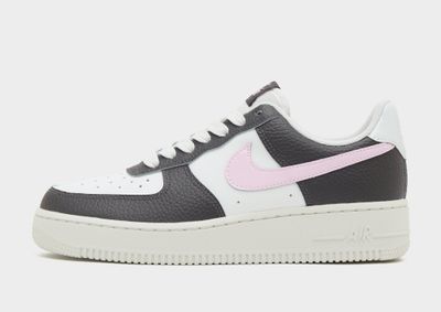 Buty sportowe damskie na lato sportowe Nike ze sklepu: JD Sports  w kategorii: Buty sportowe damskie - zdjęcie 9C9C4A-9AA-13709_IB7696-100