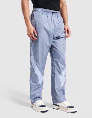 Spodnie męskie na wiosnę Nike ze sklepu: JD Sports  w kategorii: Spodnie męskie - zdjęcie 9C9C4A-9AA-13709_IH0653-493