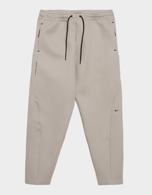 Spodnie męskie Nike ze sklepu: JD Sports  w kategorii: Spodnie męskie - zdjęcie 9C9C4A-9AA-13709_IM6219-009