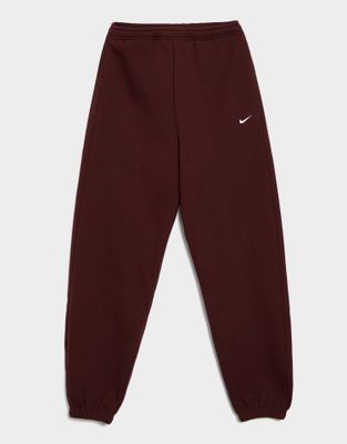Spodnie damskie sportowe Nike ze sklepu: JD Sports  w kategorii: Spodnie damskie