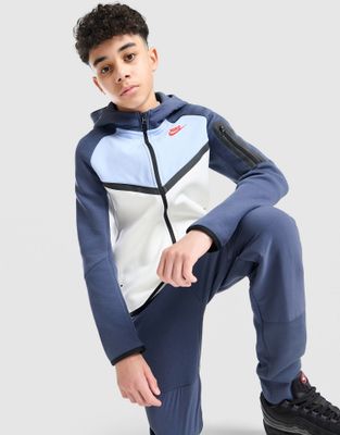 Bluza chłopięca jesienna Nike ze sklepu: JD Sports  w kategorii: Bluzy chłopięce - zdjęcie 9C9C4A-9AA-13709_IO1285-100