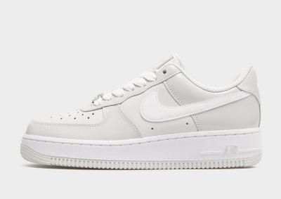 Buty sportowe damskie na wiosnę Nike ze sklepu: JD Sports  w kategorii: Buty sportowe damskie - zdjęcie 9C9C4A-9AA-13709_IR1993-097