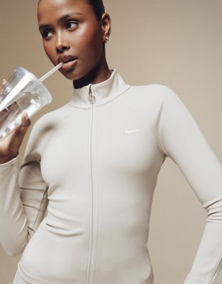 Nike - Bluza damska ze sklepu: JD Sports  w kategorii: Bluzy damskie - zdjęcie 9C9C4A-9AA-13709_IU3941-236