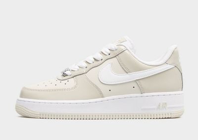 Nike - Buty sportowe damskie na wiosnę ze sklepu: JD Sports  w kategorii: Buty sportowe damskie - zdjęcie 9C9C4A-9AA-13709_IV6041-236