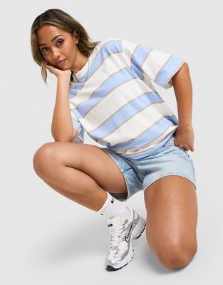 Bluzka damska sportowa wiosenna Nike ze sklepu: JD Sports  w kategorii: Bluzki damskie - zdjęcie 9C9C4A-9AA-13709_JA2846-133